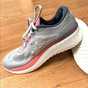 Women’s New Balance Fresh Foam  Running Shoes 8.5B